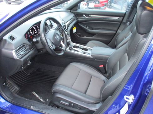 Certified 2022 Honda Accord Sport image 11