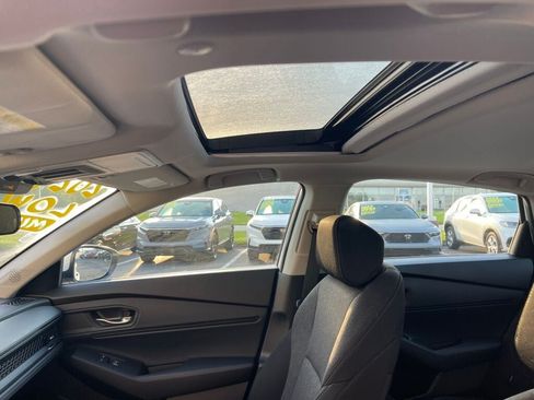 Used 2024 Honda Accord EX image 10