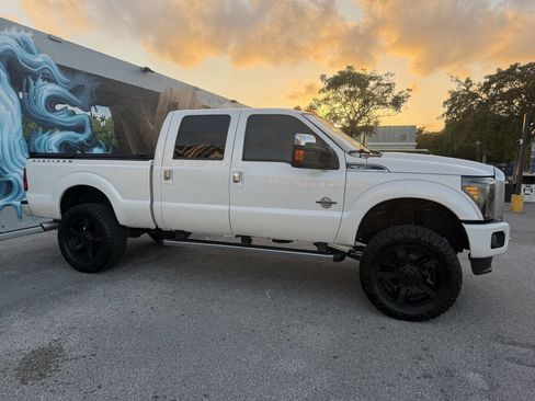 Used 2015 Ford F350 Platinum w/ Platinum Package image 9