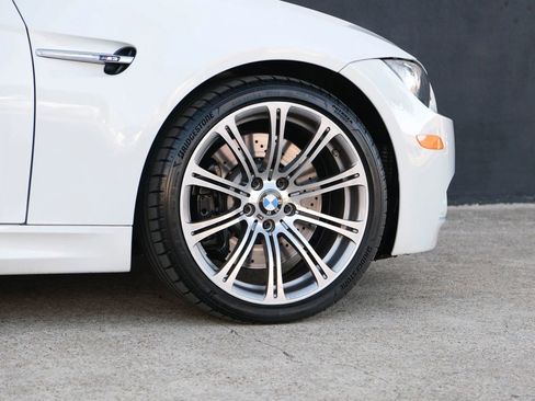 Used 2013 BMW M3 Convertible RWD image 13