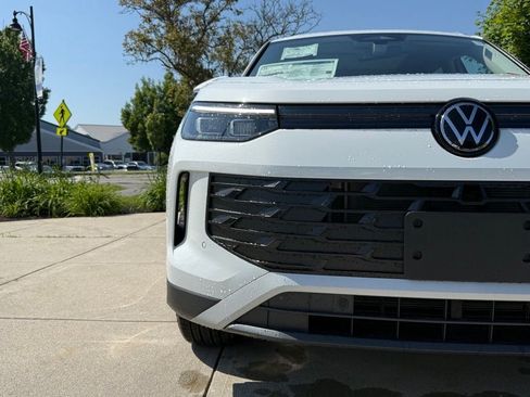 New 2026 Volkswagen Tiguan SE AWD/4WD image 5