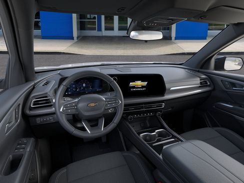 New 2026 Chevrolet Traverse LT w/ Sun and Wheel Package AWD/4WD image 39