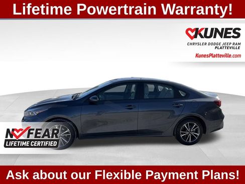 Used 2022 Kia Forte LXS w/ LXS Technology Package image 6