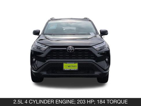 Used 2025 Toyota RAV4 XLE Premium FWD image 4