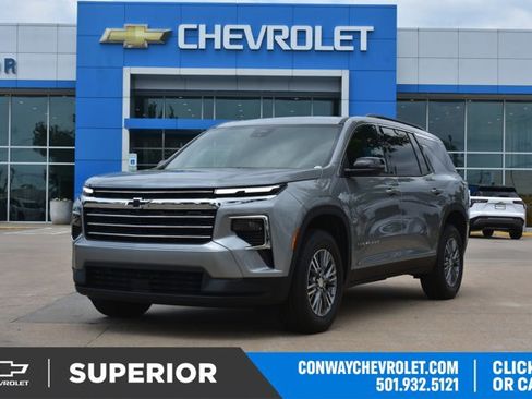 New 2026 Chevrolet Traverse LT w/ Driver Confidence Package FWD image 1