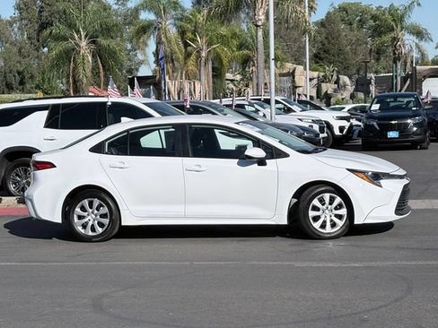Used 2026 Toyota Corolla LE FWD image 4