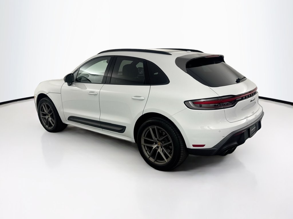 Used 2023 Porsche Macan Turbo AWD/4WD image 7