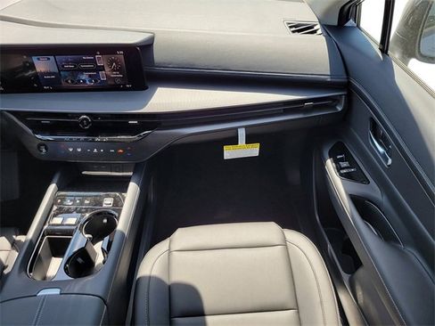 New 2025 Nissan Murano SV image 22