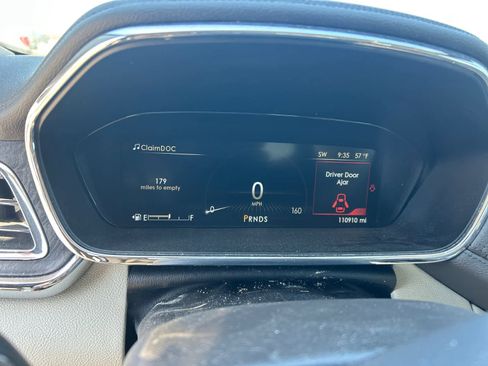 Used 2020 Lincoln Continental AWD w/ Premium Package image 14