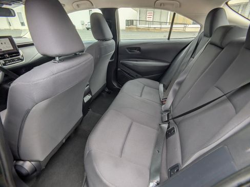 Used 2024 Toyota Corolla LE FWD image 14