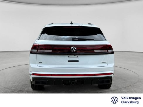 New 2026 Volkswagen Atlas Cross Sport SEL R-Line AWD/4WD image 6
