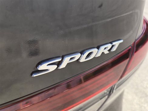Used 2025 Honda Civic Sport image 14
