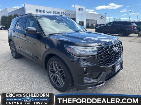 Used 2025 Ford Explorer ST w/ Sun And Sound Package AWD/4WD image 1