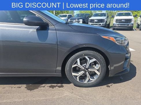 Used 2021 Kia Forte LXS FWD image 5