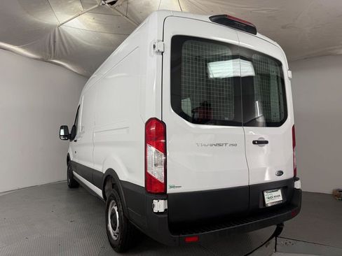 Used 2021 Ford Transit 250 Medium Roof image 7