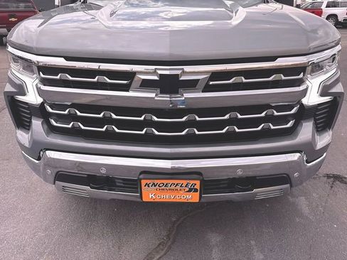 Used 2023 Chevrolet Silverado 1500 LTZ w/ Technology Package image 32