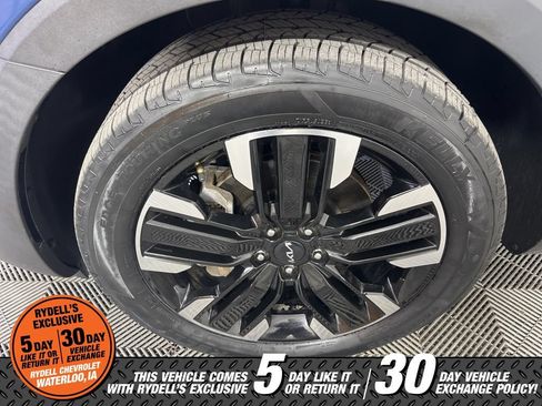 Used 2023 Kia Telluride SX AWD/4WD image 11