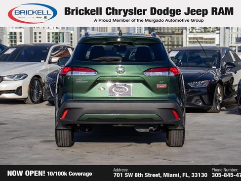 Used 2024 Toyota Corolla Cross LE image 6