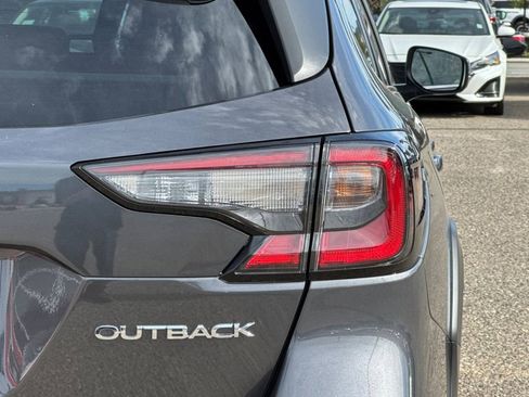 Used 2025 Subaru Outback Premium image 27