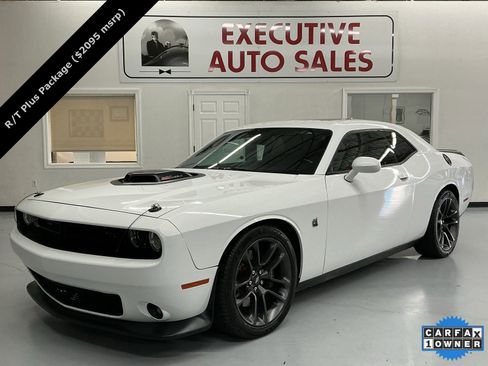 Used 2021 Dodge Challenger R/T Scat Pack w/ Shaker Package image 1