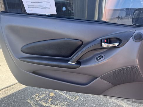 Used 2002 Toyota Celica GT-S FWD image 9