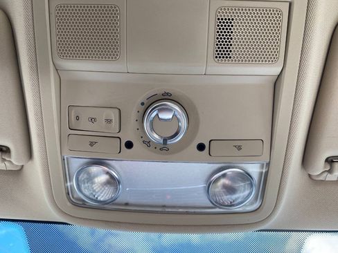 Used 2012 Volkswagen Jetta SE FWD image 19