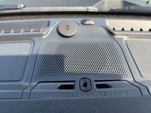 Used 2025 Ford Bronco Outer Banks image 21