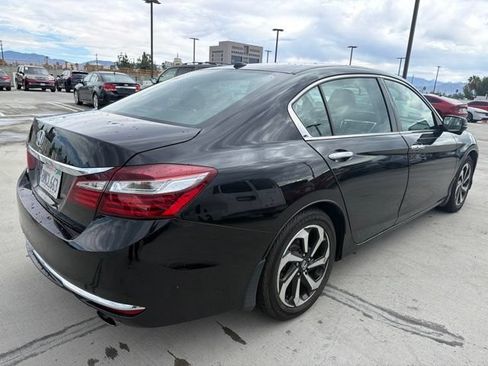 Used 2017 Honda Accord EX-L image 2