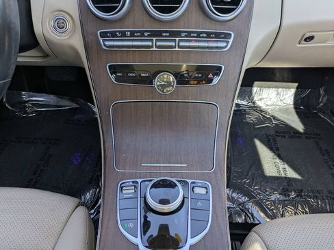 Used 2020 Mercedes-Benz C 300 4MATIC Sedan image 18