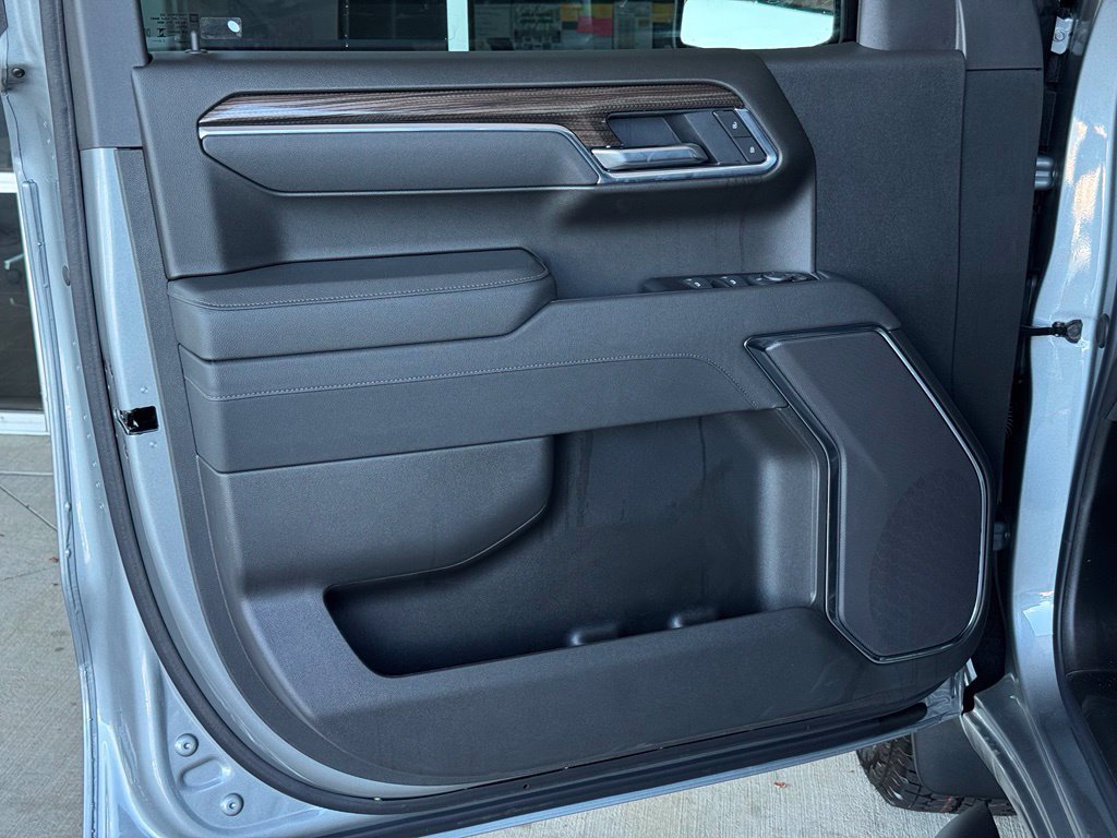 New 2026 Chevrolet Silverado 1500 RST w/ RST Select Package RWD image 23