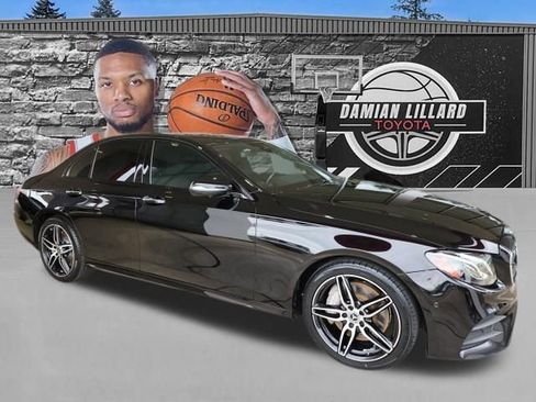 Used 2019 Mercedes-Benz E 450 4MATIC Sedan image 1