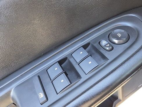 Used 2014 GMC Acadia SLT image 8