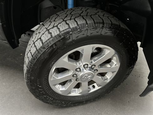 Used 2022 RAM 2500 Big Horn w/ Level A Equipment Group AWD/4WD image 11