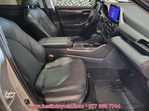 Used 2023 Toyota Highlander Limited w/ Protection Package #3 (TMS) image 16
