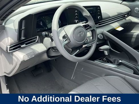 New 2026 Hyundai Elantra SE FWD image 9