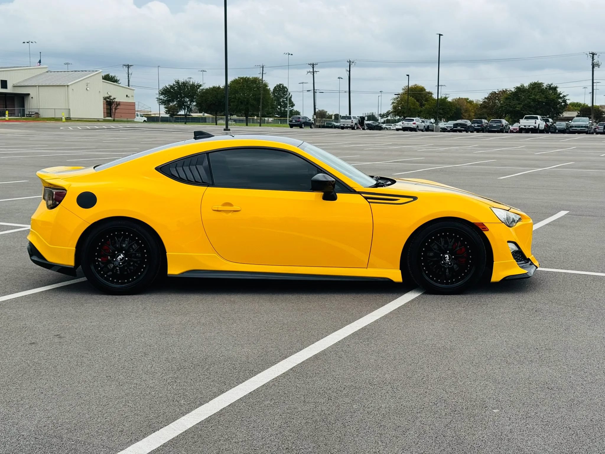 Used 2015 Scion FR-S Release Series 1.0 RWD image 8
