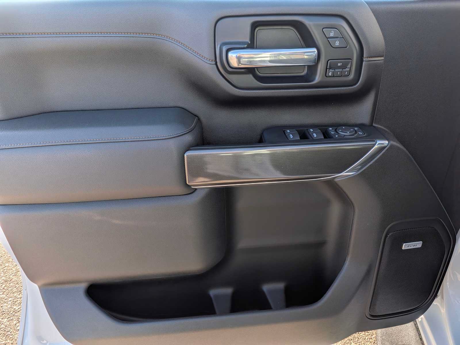 Used 2023 GMC Sierra 3500 AT4 w/ AT4 Premium Plus Package AWD/4WD image 21