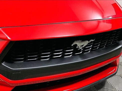 Used 2024 Ford Mustang Coupe image 30