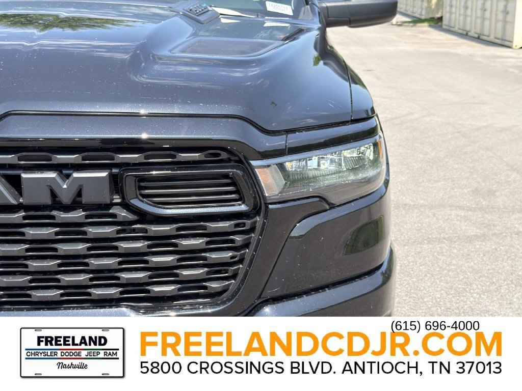 New 2026 RAM 1500 Express AWD/4WD image 9
