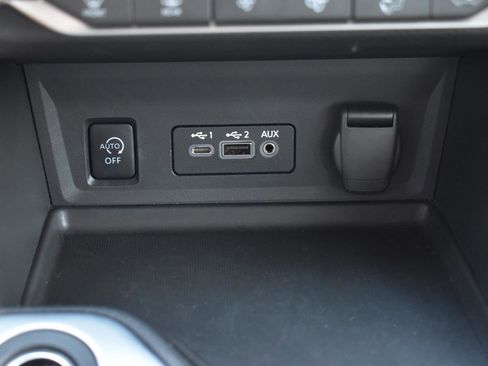 Certified 2025 Nissan Sentra SV w/ SV Premium Package image 40