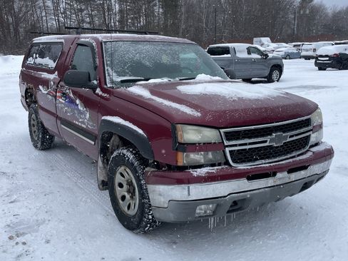 Used 2006 Chevrolet Silverado 1500 LT w/ Light Duty Power Package image 3