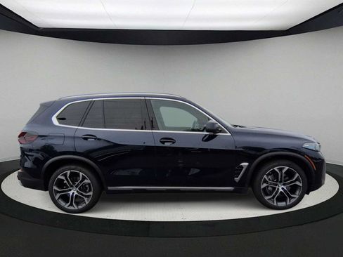 Used 2026 BMW X5 xDrive40i w/ Premium Package AWD/4WD image 9