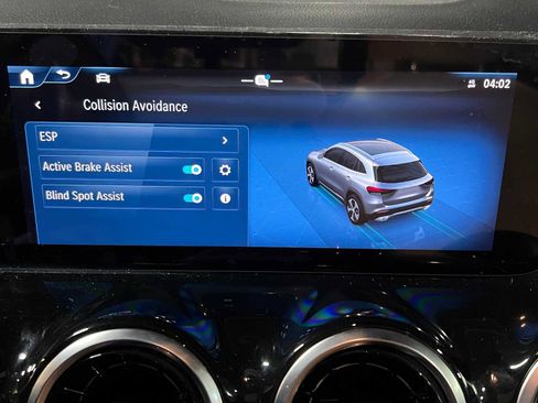 Certified 2026 Mercedes-Benz GLA 250 4MATIC image 35