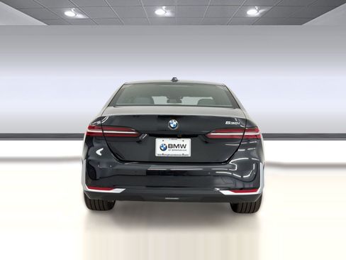 New 2027 BMW 530i RWD image 9