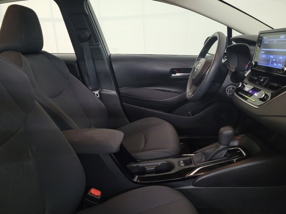 Used 2021 Toyota Corolla LE FWD image 19