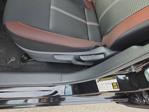 New 2025 Nissan Versa SR w/ Trunk Package image 32