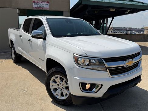 Used 2018 Chevrolet Colorado LT w/ Luxury Package, Chrome RWD image 7