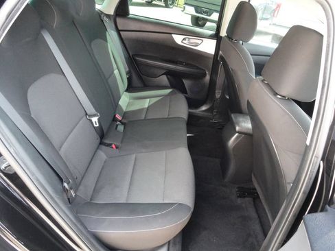 Used 2023 Kia Forte LXS FWD image 7