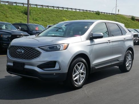 Certified 2024 Ford Edge SEL AWD/4WD image 2
