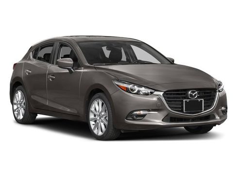 Used 2017 MAZDA MAZDA3 Grand Touring w/ Premium Equipment Package FWD image 9